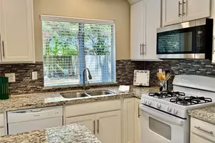 6 Leverwood Ct, The Woodlands, TX 77381 - Photo 7