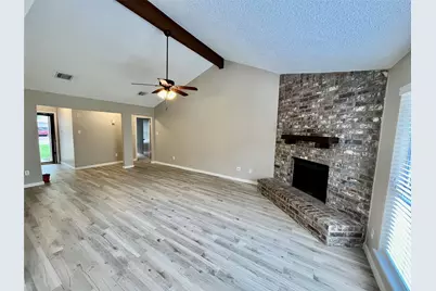 6 Leverwood Court, The Woodlands, TX 77381 - Photo 3