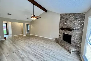 6 Leverwood Ct, The Woodlands, TX 77381 - Photo 3