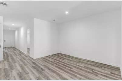 415 China Grove, China, TX 77613 - Photo 9