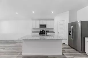 415 China Grove, China, TX 77613 - Photo 3