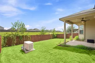450 Terra Vis Cir, Montgomery, TX 77356 - Photo 35