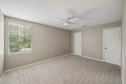 2702 Royal Circle Drive, Kingwood, TX 77339 - Photo 21