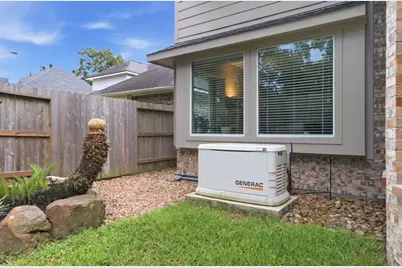 14 Bentley Park Court, Houston, TX 77070 - Photo 47