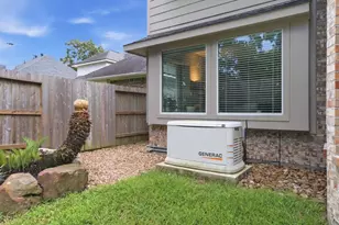 14 Bentley Park Ct, Houston, TX 77070 - Photo 47