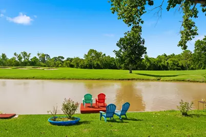 2810 Lake View Drive, Missouri City, TX 77459 - Photo 11
