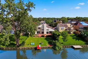2810 Lakeview Dr, Missouri City, TX 77459 - Photo 13