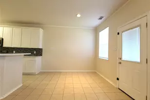 231 W Stedhill Loop, The Woodlands, TX 77384 - Photo 5