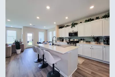 2901 Blossom Crest Way, League City, TX 77573 - Photo 9