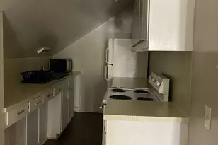 800 Travis St, Columbus, TX 78934 - Photo 3