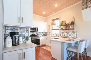 1816 Ave N, Galveston, TX 77550 - Photo 3