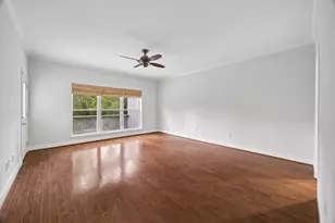 9517 Bayou Brook St, Houston, TX 77063 - Photo 19