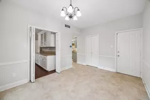 9517 Bayou Brook St, Houston, TX 77063 - Photo 11