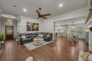 15022 Constellation Cir W, Willis, TX 77318 - Photo 7