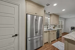 15022 Constellation Cir W, Willis, TX 77318 - Photo 11