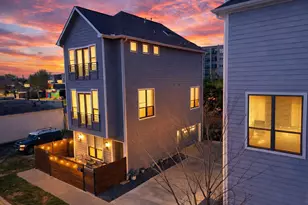 1206 W 14th St, Houston, TX 77008 - Photo 1