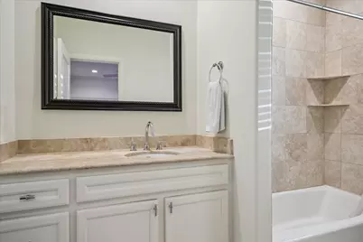 5201 Cedar Creek Drive, Houston, TX 77056 - Photo 35