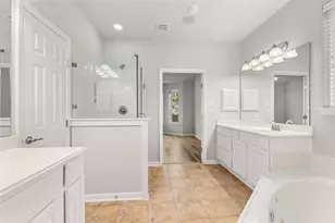 13726 Sandy Bend Ct, Houston, TX 77044 - Photo 27