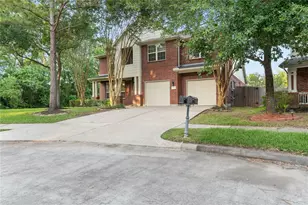 13726 Sandy Bend Ct, Houston, TX 77044 - Photo 3