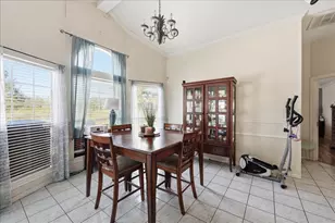 8040 Willow Creek Dr, Beaumont, TX 77707 - Photo 17