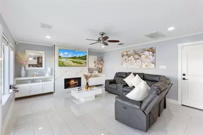 405 Mystic Trail Loop, Houston, TX 77339 - Photo 13