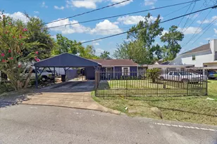 96 Burress St, Houston, TX 77022 - Photo 25