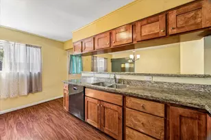 96 Burress St, Houston, TX 77022 - Photo 9