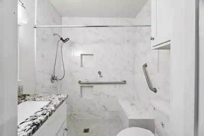 96 Burress Street, Houston, TX 77022 - Photo 15