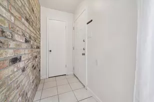 6517 Wanda Ln, Houston, TX 77074 - Photo 3