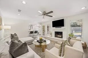 11010 Overbrook Ln, Houston, TX 77042 - Photo 7