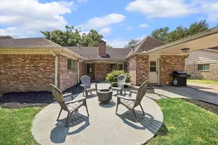 11010 Overbrook Ln, Houston, TX 77042 - Photo 21