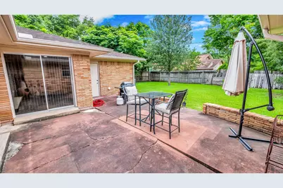 7919 Montglen Drive, Houston, TX 77061 - Photo 27