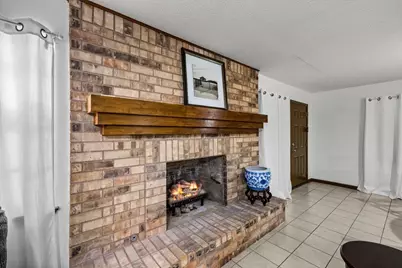 5206 Avenue P 1/2, Galveston, TX 77551 - Photo 11