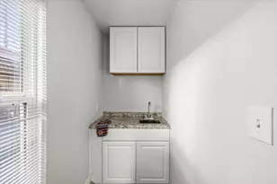 5206 Ave P 1/2, Galveston, TX 77551 - Photo 29