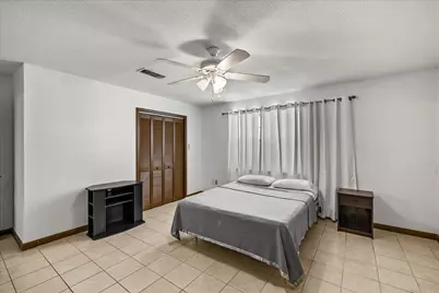 5206 Avenue P 1/2, Galveston, TX 77551 - Photo 19