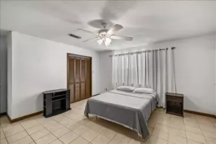 5206 Ave P 1/2, Galveston, TX 77551 - Photo 19