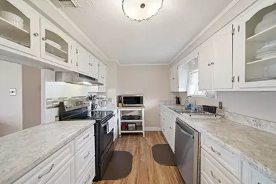 12410 Roy Road, Brookside Village, TX 77581 - Photo 9