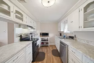 12410 Roy Rd, Brookside, TX 77581 - Photo 9