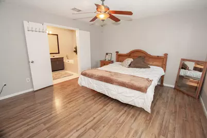 2711 Holly Springs Drive, Pearland, TX 77584 - Photo 7