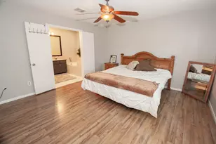 2711 Holly Springs Dr, Pearland, TX 77584 - Photo 7