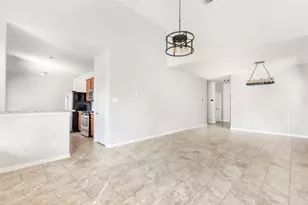 10414 Whisper Bluff Dr, Humble, TX 77396 - Photo 7