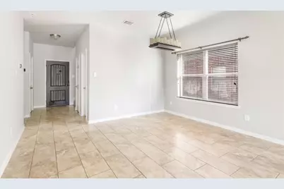 10414 Whisper Bluff Drive, Humble, TX 77396 - Photo 5