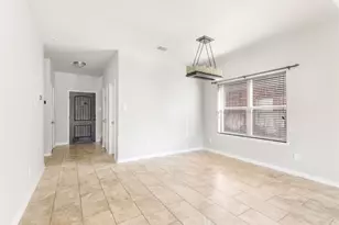 10414 Whisper Bluff Dr, Humble, TX 77396 - Photo 5