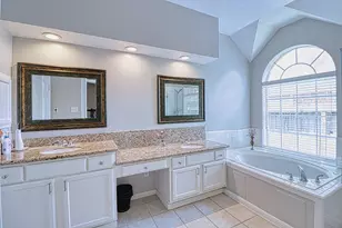 2123 Meadow Park Cir, Missouri City, TX 77459 - Photo 27