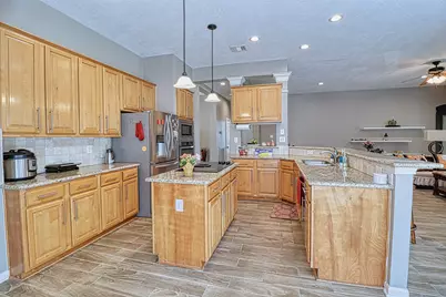 2123 Meadow Park Circle, Missouri City, TX 77459 - Photo 15