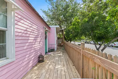 1301 15th Street, Galveston, TX 77550 - Photo 5