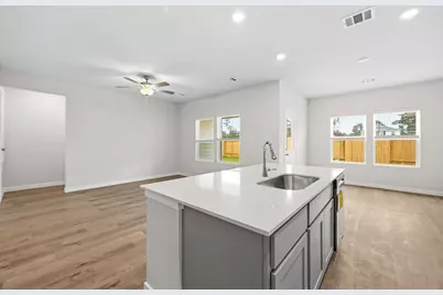 10611 Crockett Meadows Boulevard, Conroe, TX 77306 - Photo 11