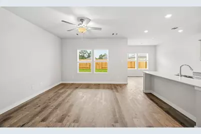 10611 Crockett Meadows Boulevard, Conroe, TX 77306 - Photo 21