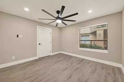 6750 Sands Point Drive, Houston, TX 77074 - Photo 7