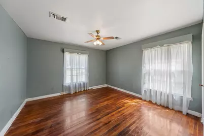 810 Main Street, Hempstead, TX 77445 - Photo 23